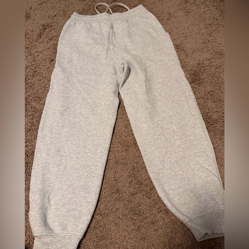 Lululemon Scuba High-Rise Jogger *Full Length - Picture 4 of 5